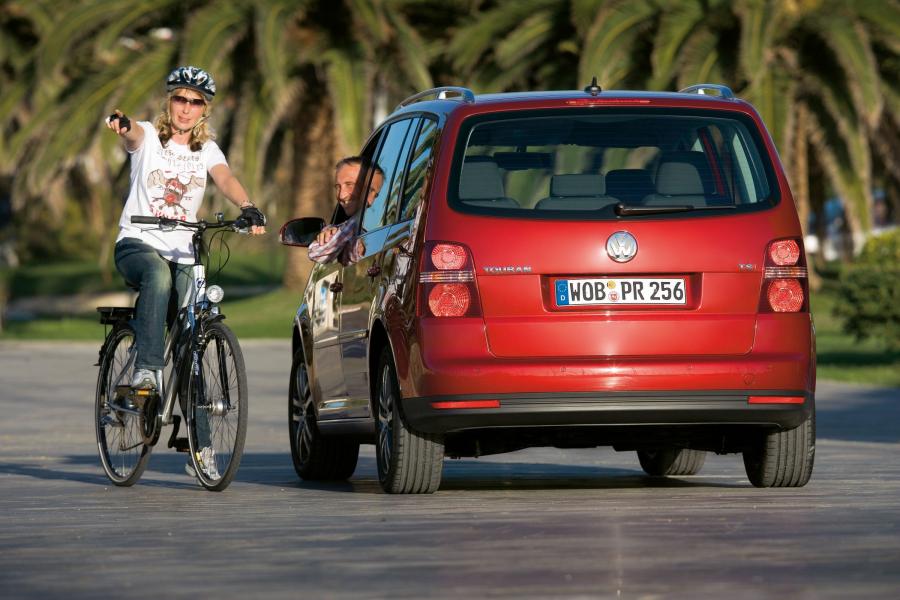 Volkswagen Touran 2007 года  (фото 27 из 74)